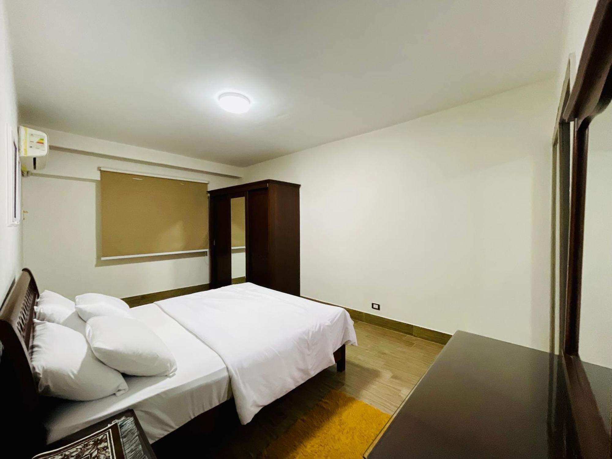 2 Bdrs Nile View Apartment *