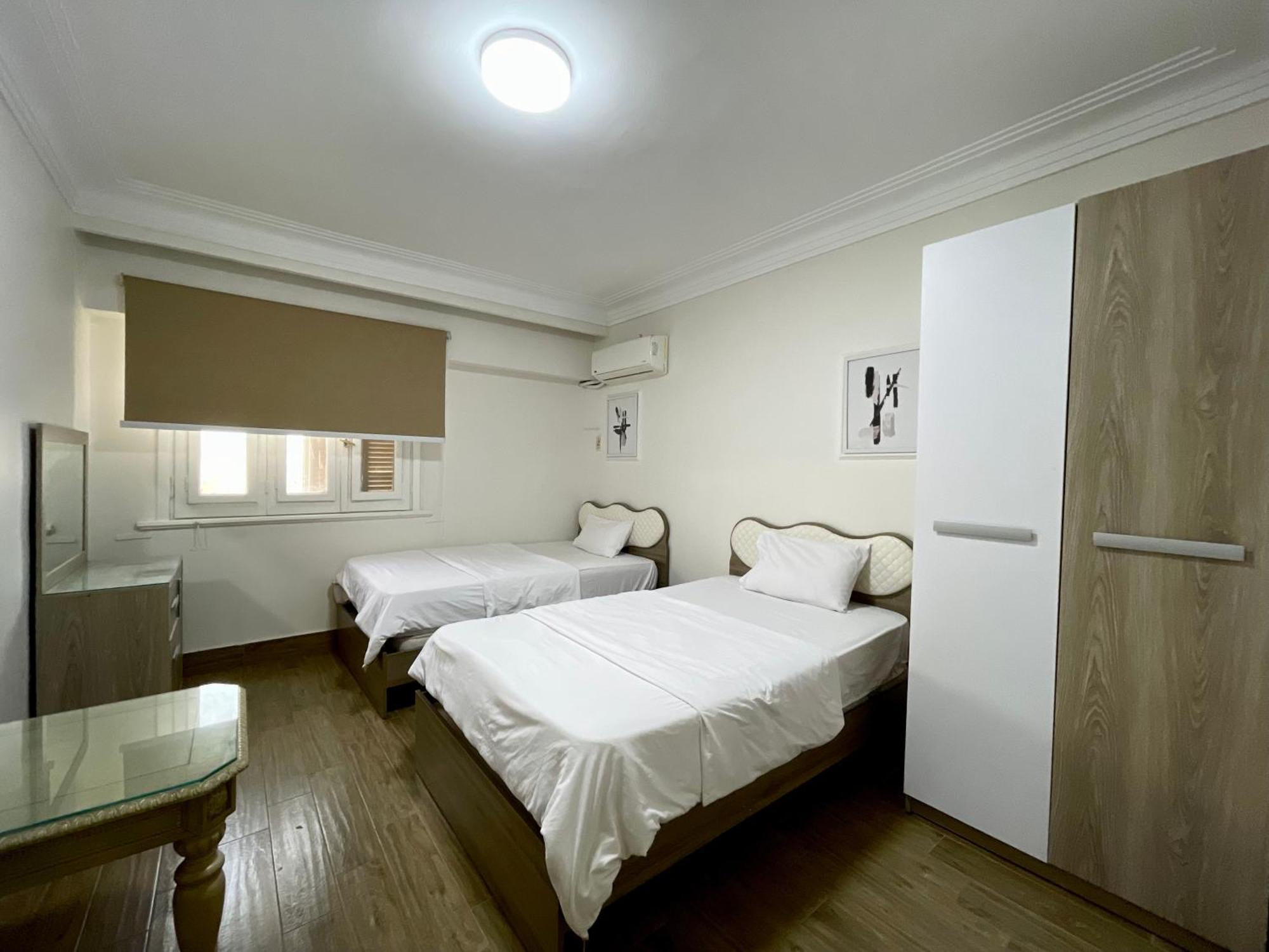 2 Bdrs Nile View Apartment *